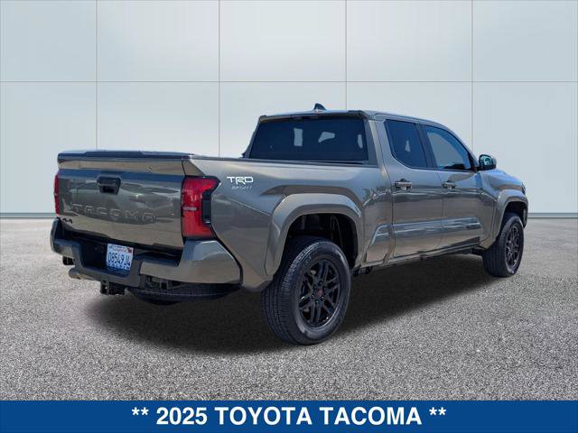 Used 2025 Toyota Tacoma TRD Sport AWD/4WD image 5