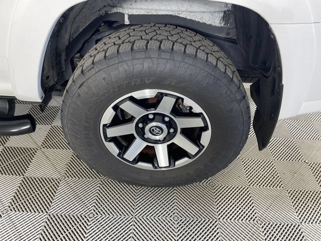 Used 2019 Toyota 4Runner TRD Off-Road Premium AWD/4WD image 23