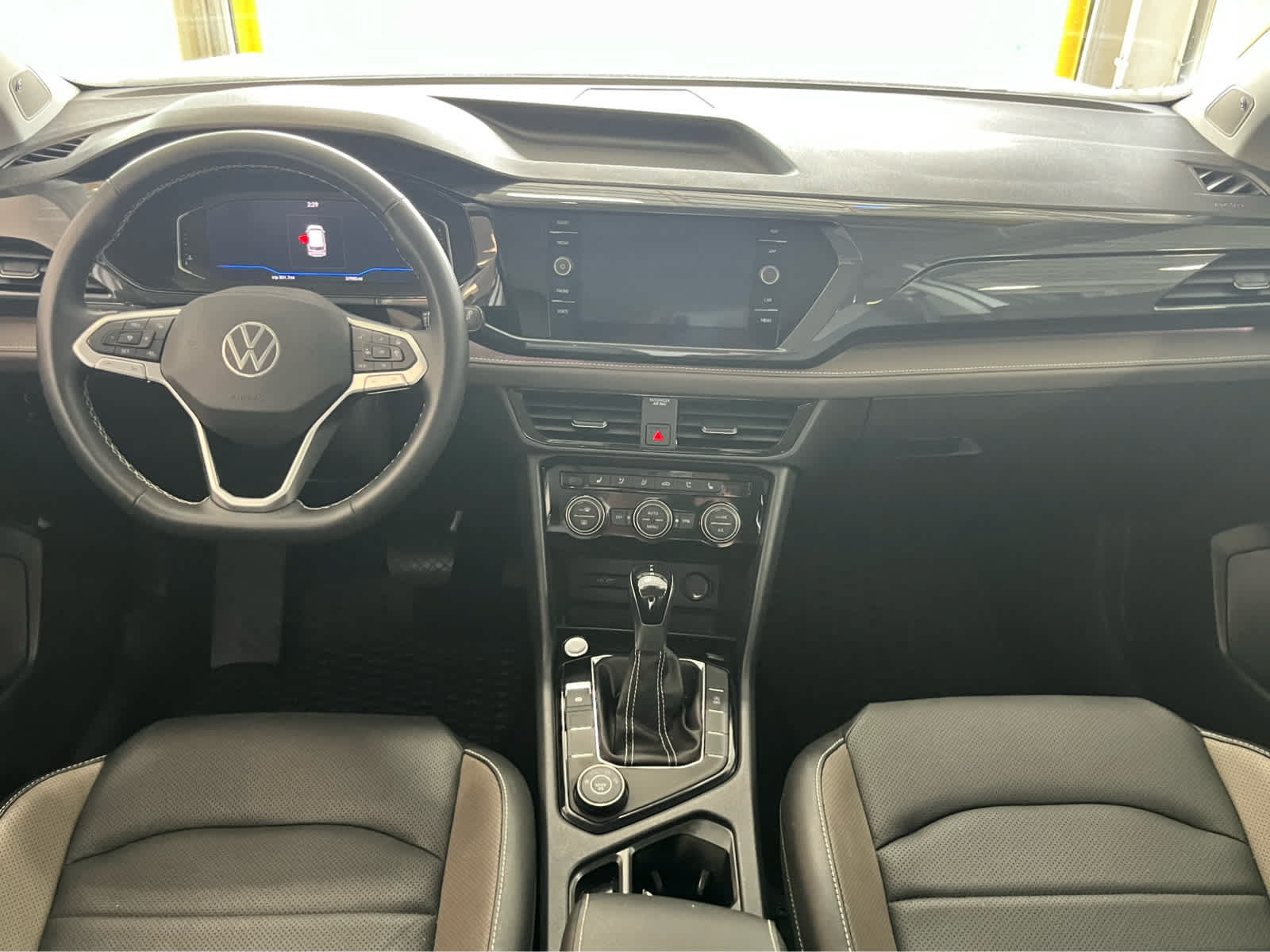 Used 2022 Volkswagen Taos SEL AWD/4WD image 11