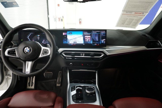 Used 2023 BMW 330i Sedan w/ M Sport Package RWD image 19