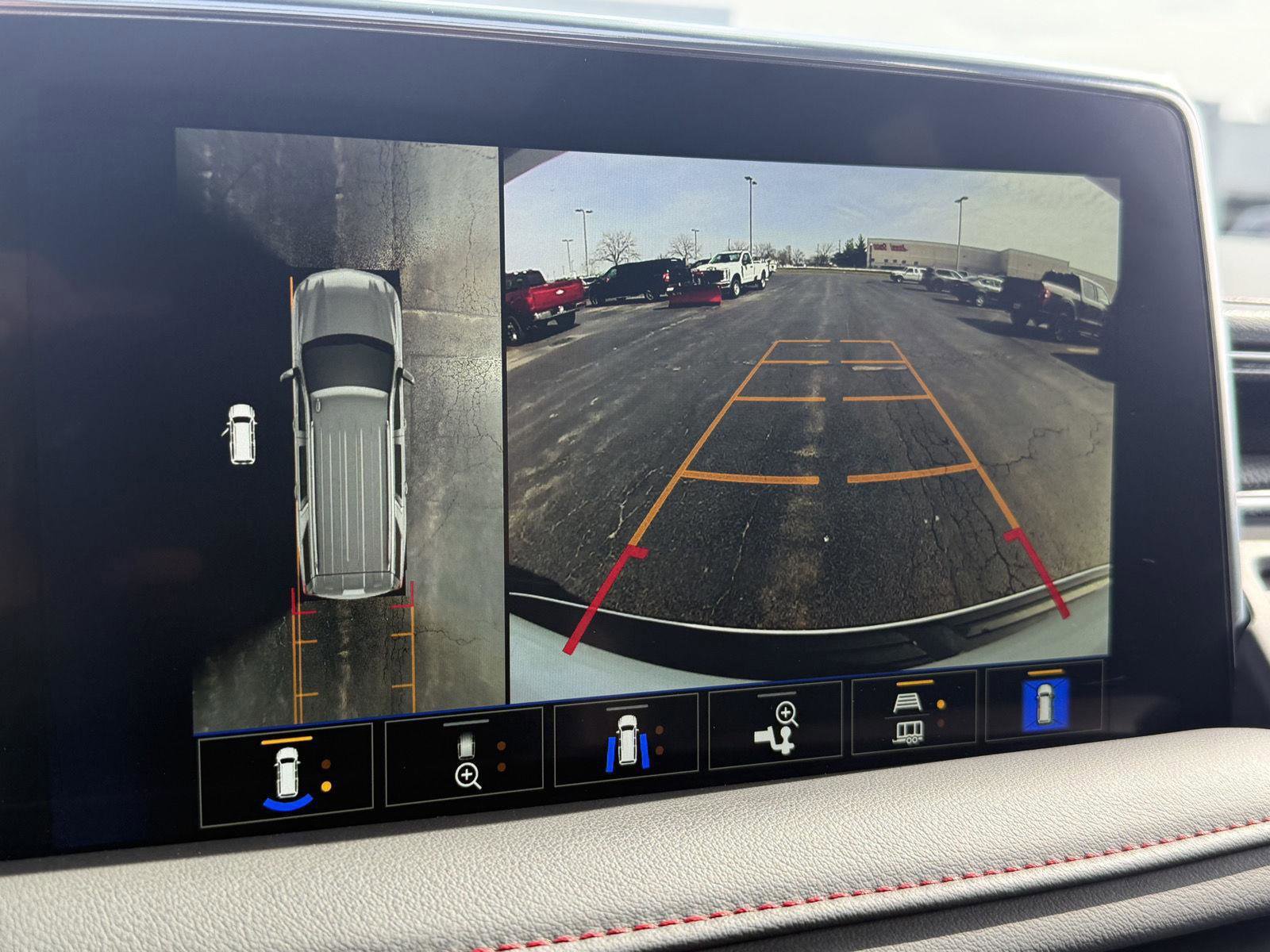 Used 2024 Chevrolet Suburban RST w/ Luxury Package image 20