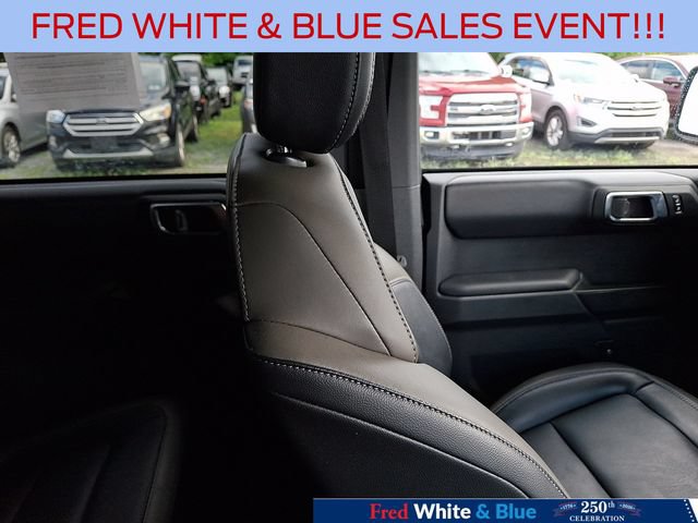 Certified 2025 Ford Bronco Outer Banks AWD/4WD image 13