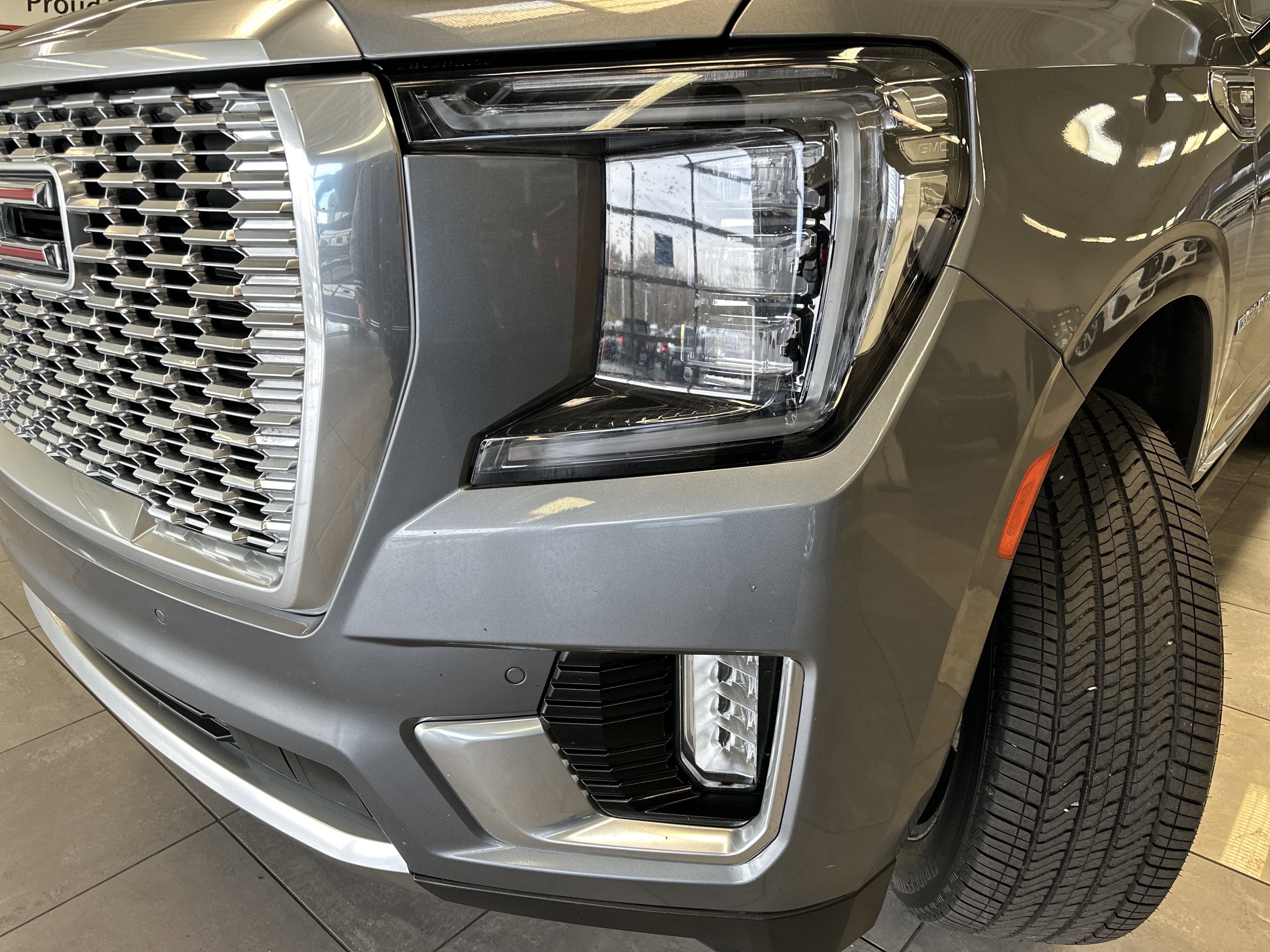 Used 2021 GMC Yukon Denali w/ Denali Premium Package image 21
