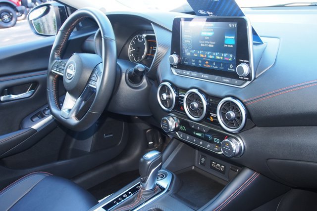 Used 2024 Nissan Sentra SR w/ SR Premium Package FWD image 10