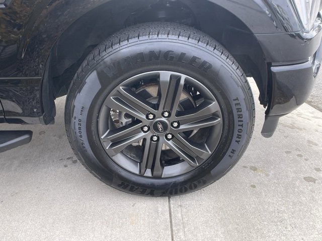 Certified 2022 Ford F150 XLT w/ Equipment Group 302A High image 11