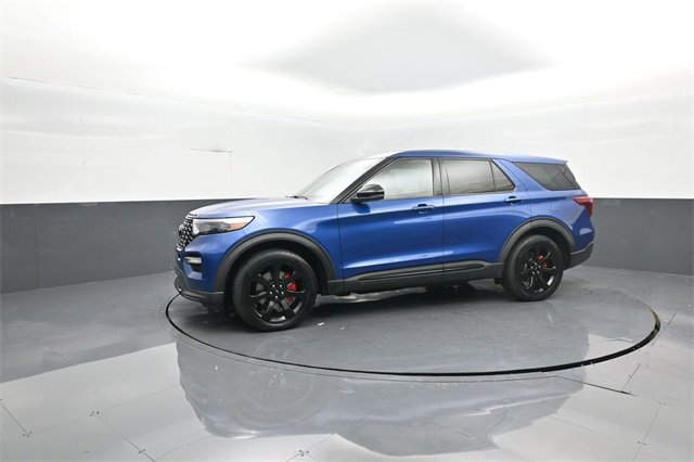 Certified 2022 Ford Explorer ST w/ Equipment Group 401A image 4