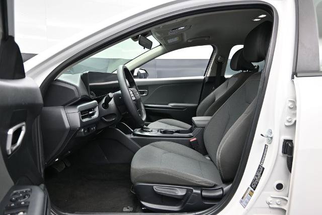 Used 2025 Kia K4 FWD image 14