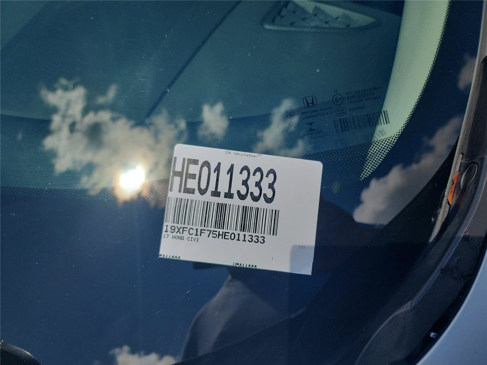 Used 2017 Honda Civic EX-L image 11