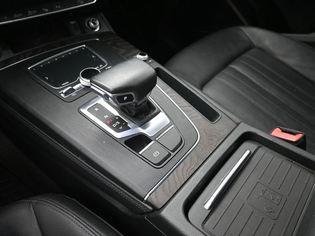 Used 2019 Audi Q5 Prestige w/ Prestige Package image 31