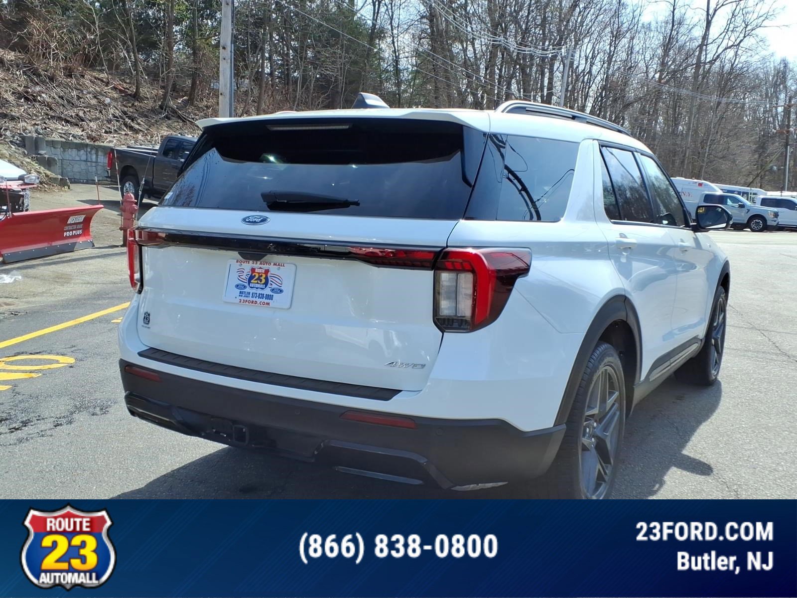 Certified 2025 Ford Explorer ST-Line w/ Premium Package AWD/4WD image 5