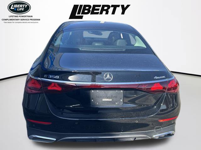 Used 2024 Mercedes-Benz E 350 4MATIC Sedan image 4