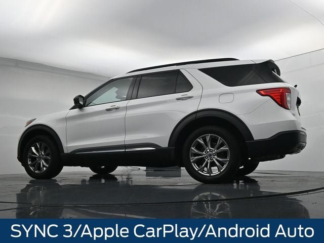 Certified 2021 Ford Explorer XLT w/ Equipment Group 202A AWD/4WD image 30
