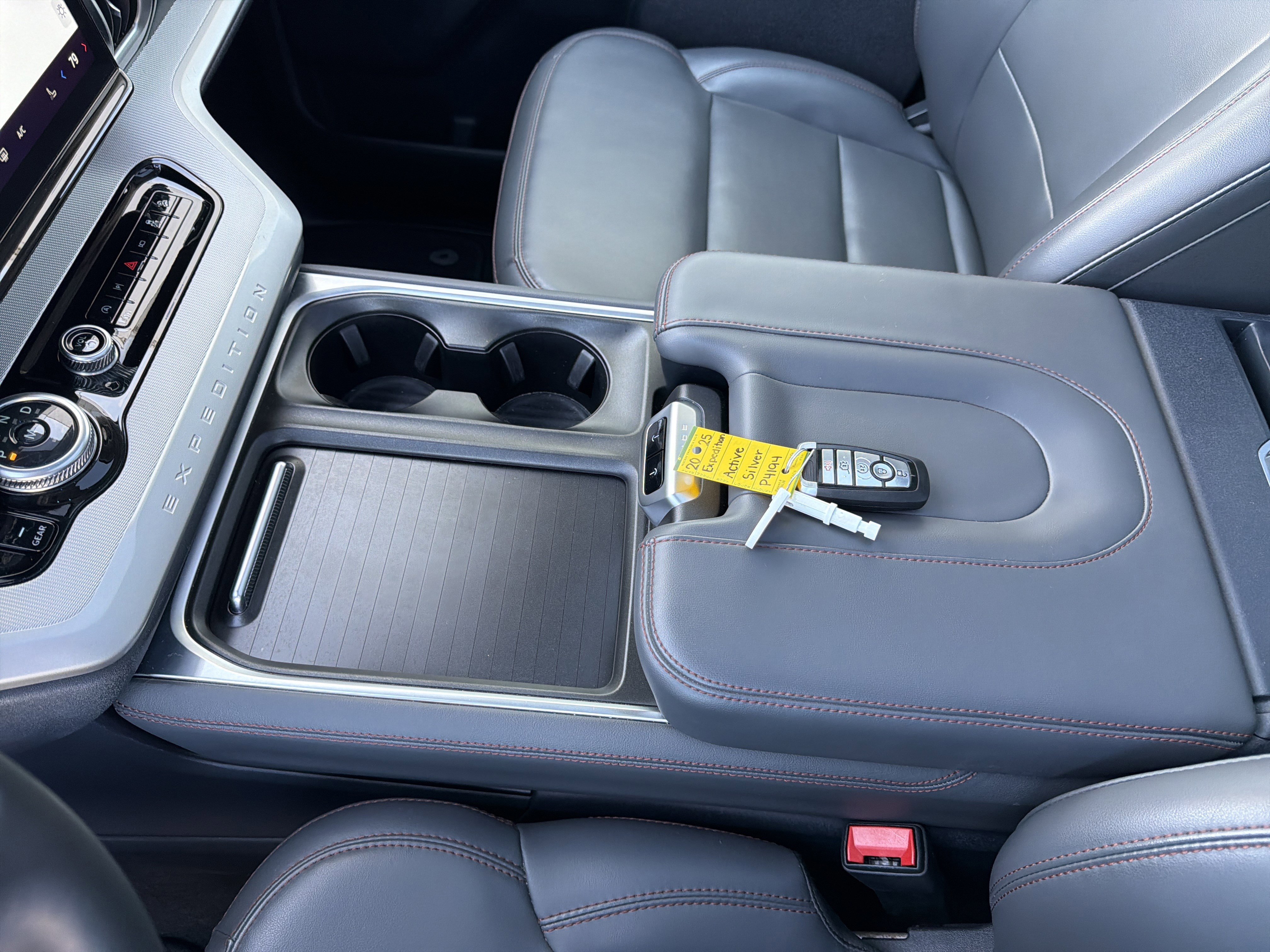 Certified 2025 Ford Expedition Active image 49