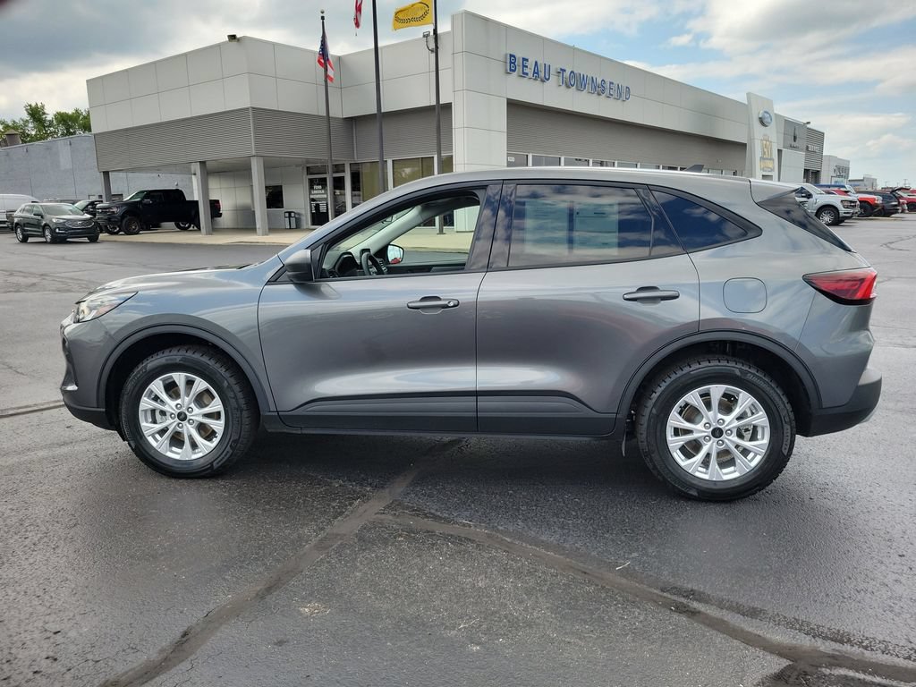 Certified 2025 Ford Escape Active AWD/4WD image 7
