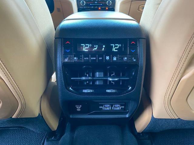 Used 2021 Jeep Grand Cherokee L Summit image 32