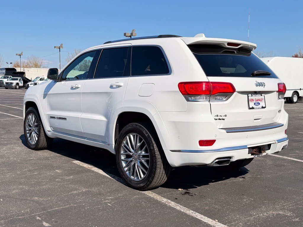Used 2018 Jeep Grand Cherokee Summit w/ Platinum Series Group AWD/4WD image 11