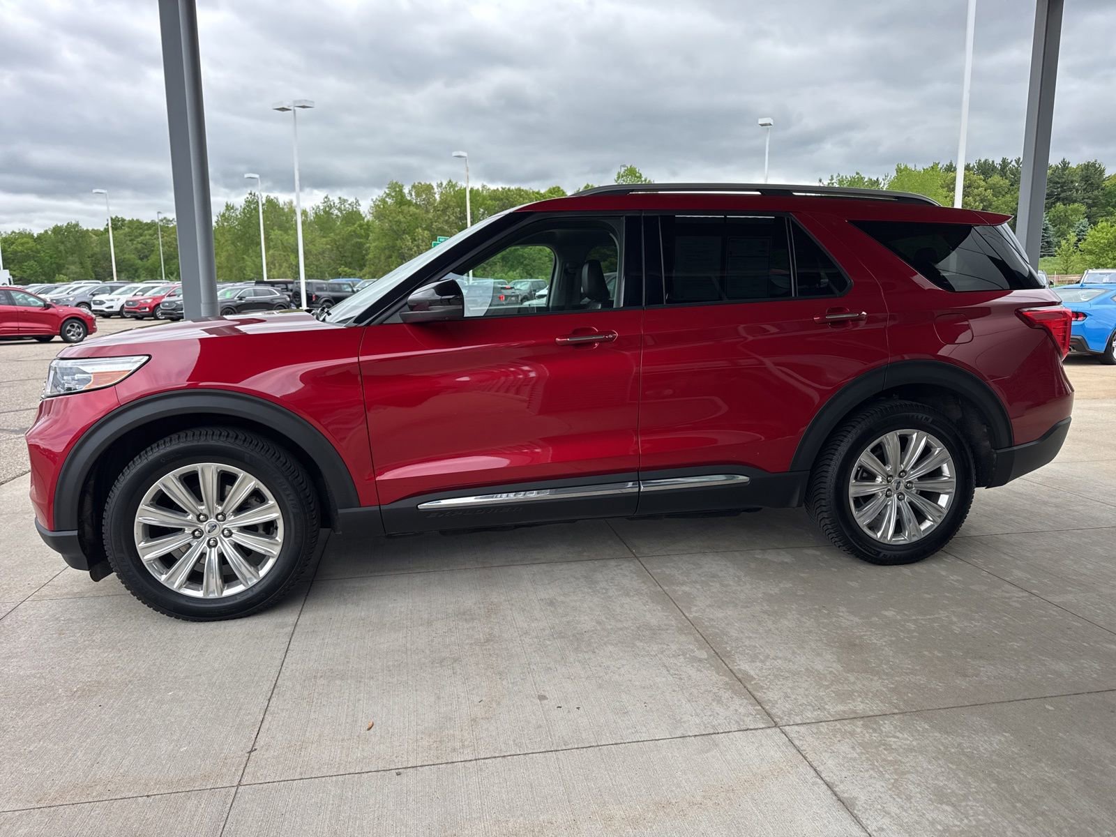 Certified 2020 Ford Explorer Limited w/ Class III Trailer Tow Package AWD/4WD image 4