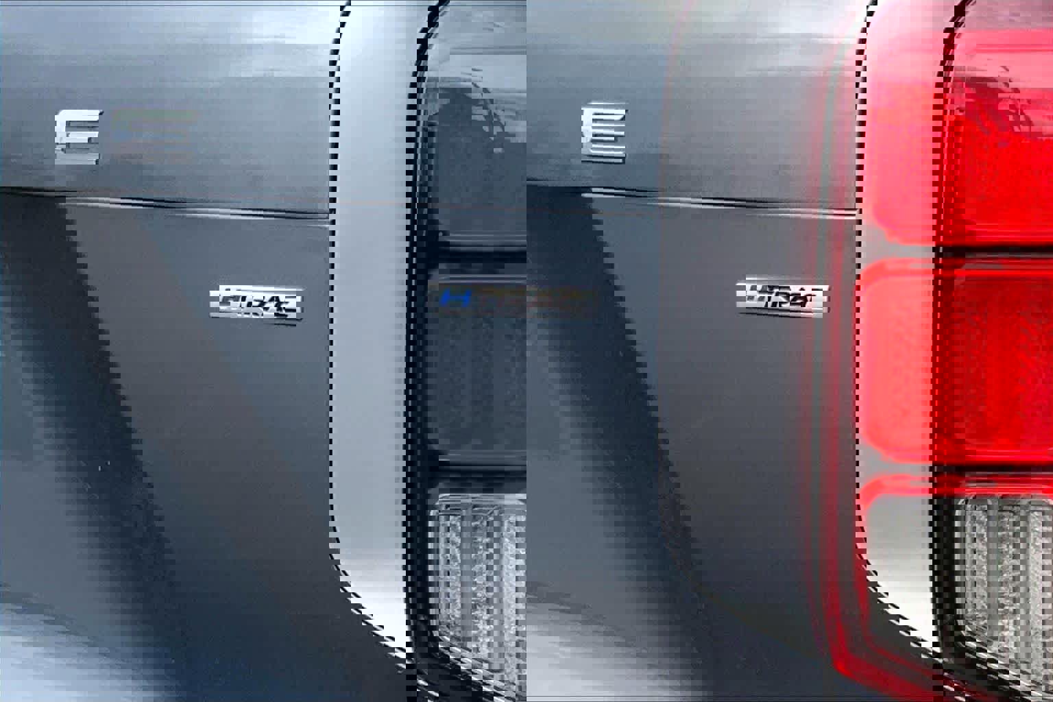 Used 2021 Hyundai Palisade Limited w/ Winter Package image 28