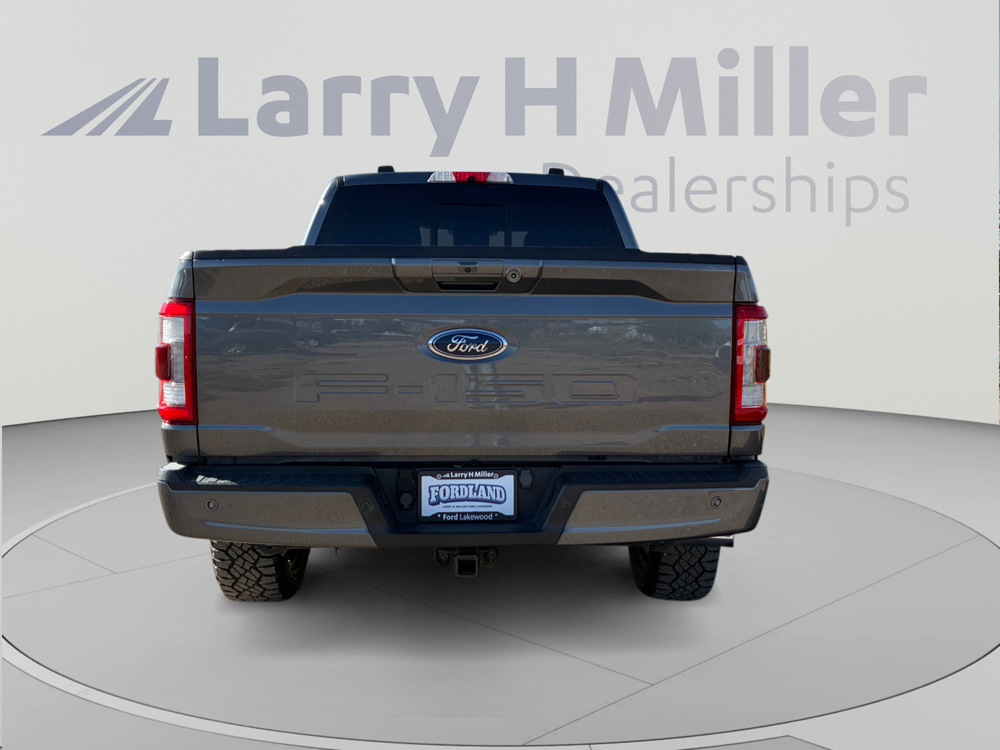 Certified 2021 Ford F150 Lariat w/ Equipment Group 502A High AWD/4WD image 4