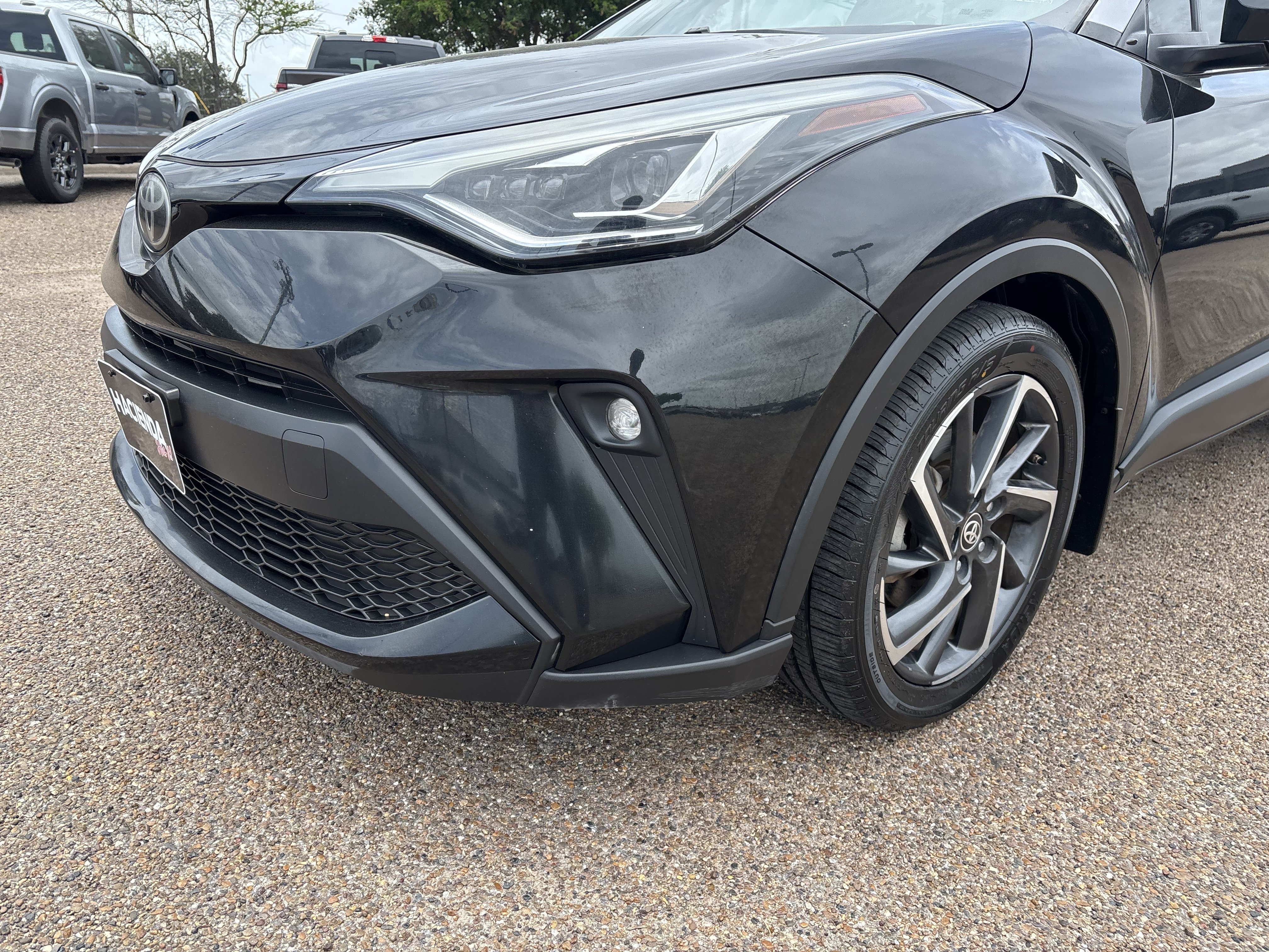 Used 2021 Toyota C-HR Limited FWD image 7