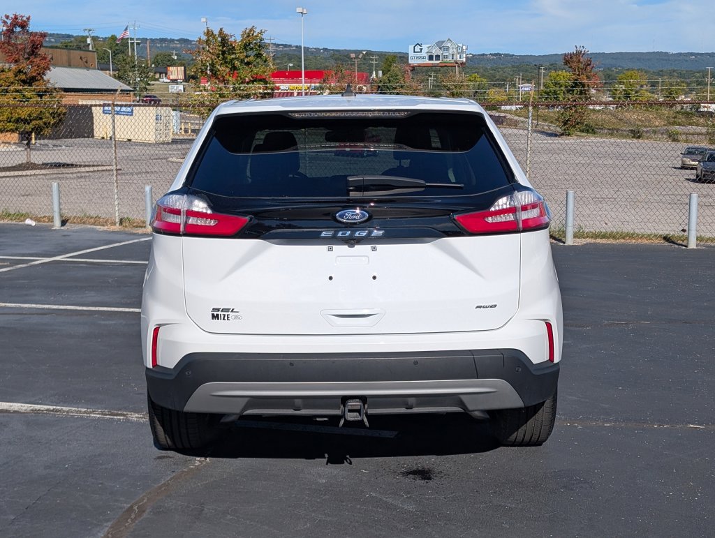 Certified 2024 Ford Edge SEL w/ Convenience Package AWD/4WD image 8