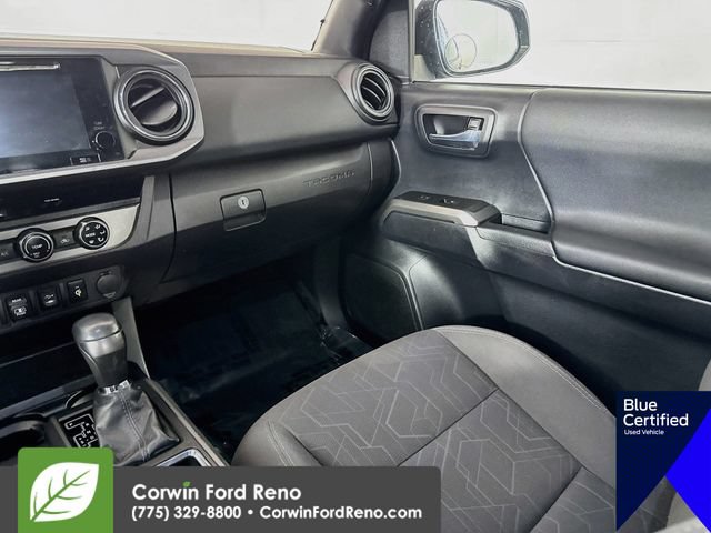 Used 2018 Toyota Tacoma TRD Off-Road AWD/4WD image 23