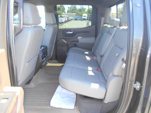 Used 2020 GMC Sierra 1500 SLT w/ SLT Premium Plus Package AWD/4WD image 4