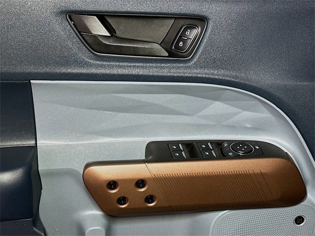 Certified 2022 Ford Maverick Lariat w/ Lariat Luxury Package image 15