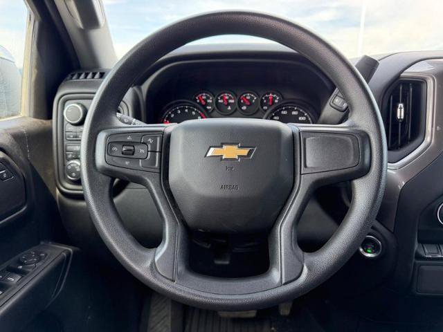 Used 2024 Chevrolet Silverado 1500 Custom AWD/4WD image 11