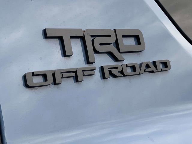 Used 2025 Toyota 4Runner TRD Off-Road Premium AWD/4WD image 15