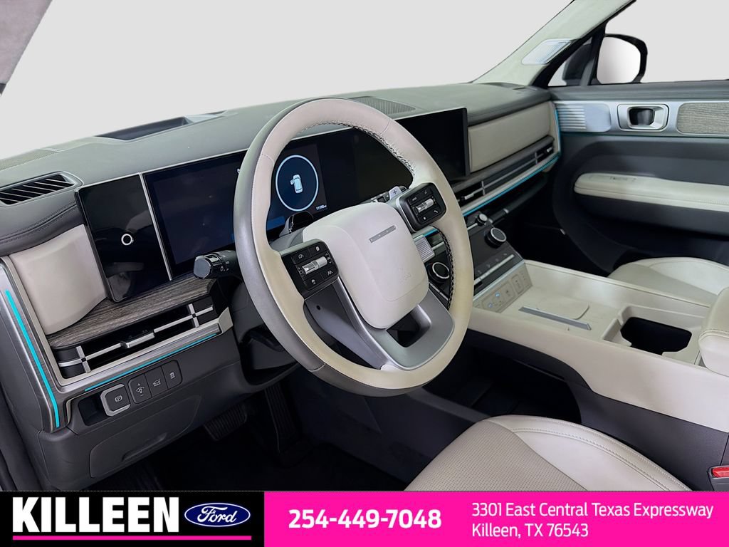 Used 2024 Hyundai Santa Fe Calligraphy FWD image 11