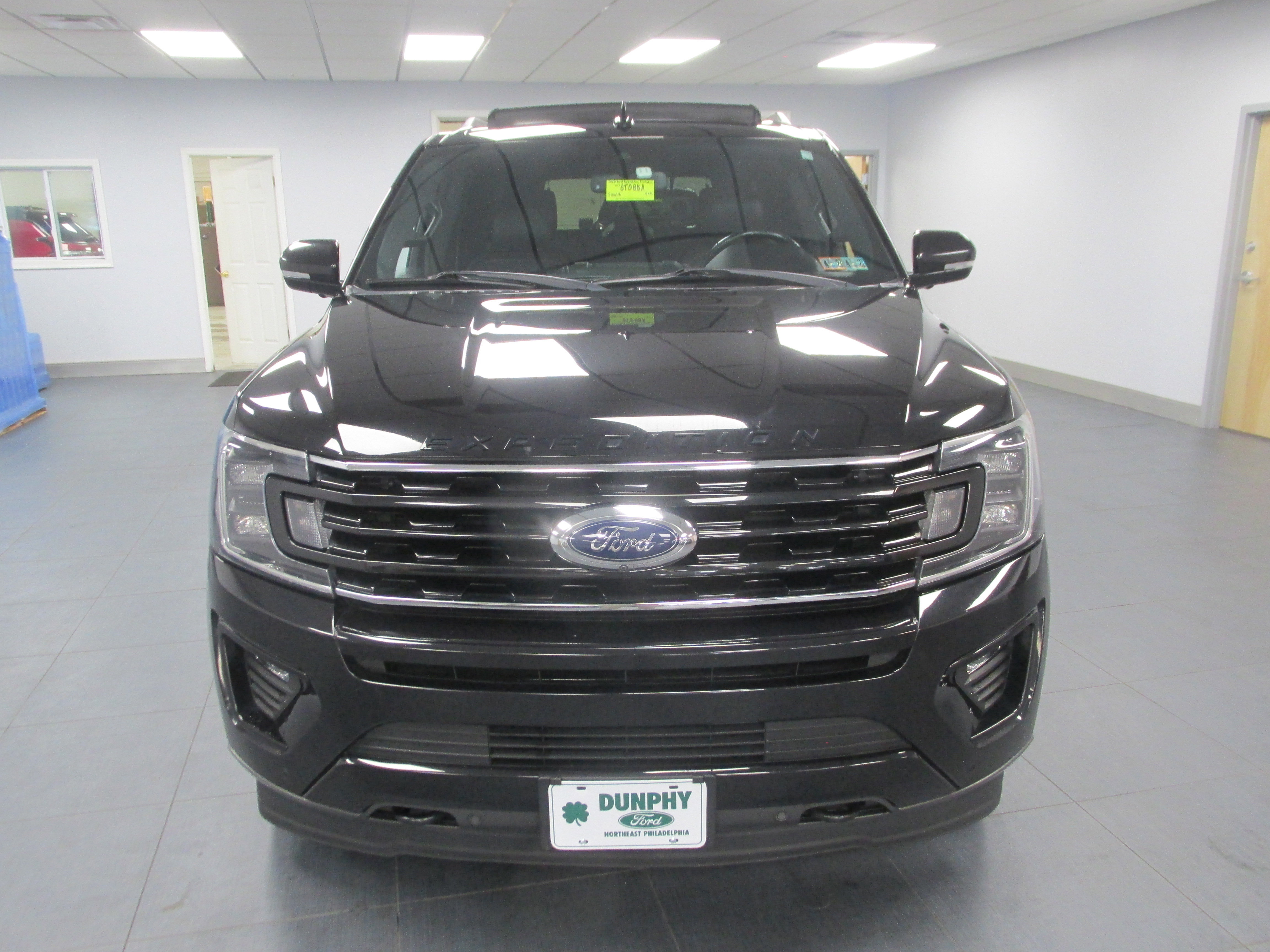 Certified 2020 Ford Expedition Limited w/ Equipment Group 303A image 8