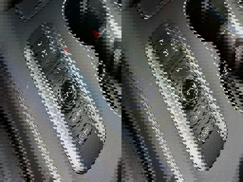 Used 2020 Acura MDX SH-AWD w/ Technology Package image 22