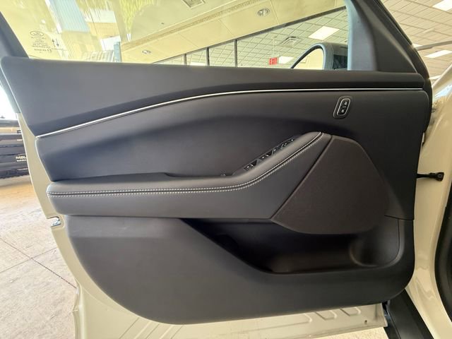 Certified 2025 Ford Mustang Mach-E Select RWD image 23