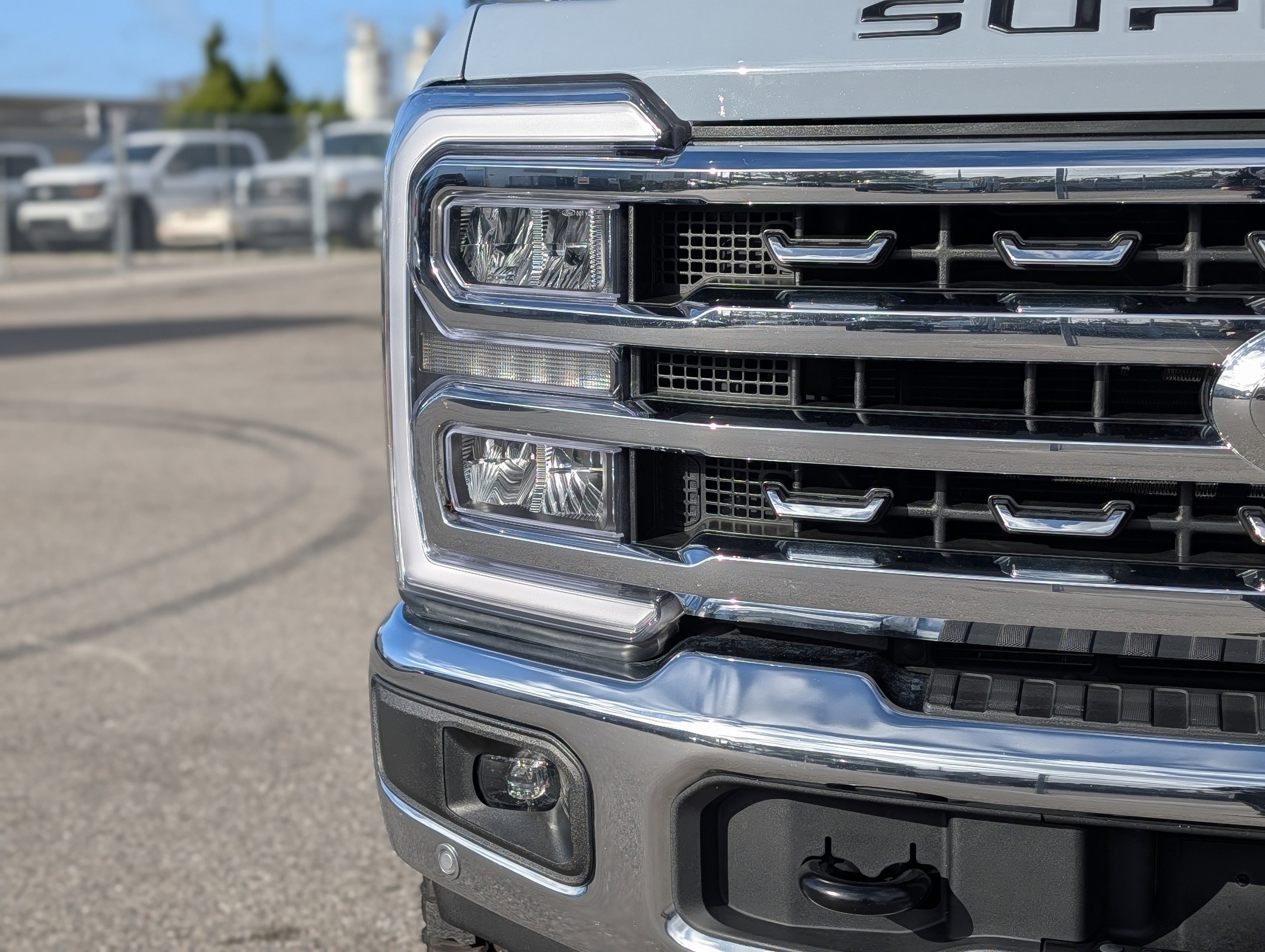 Certified 2024 Ford F350 Lariat w/ Lariat Ultimate Package image 9