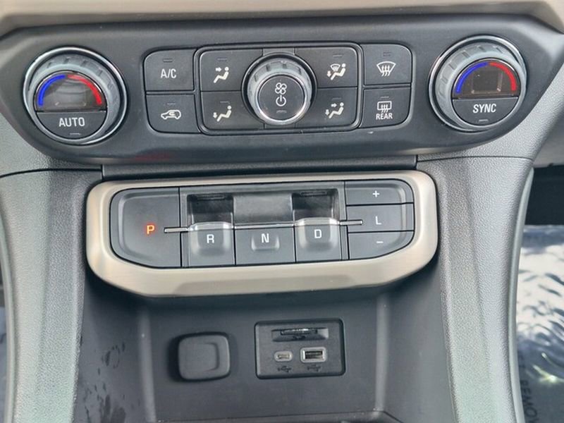 Used 2020 GMC Acadia Denali w/ Trailering Package image 26