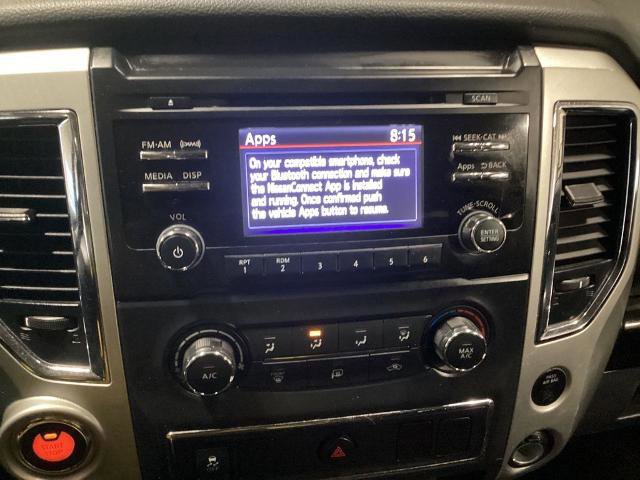 Used 2017 Nissan Titan SV image 19