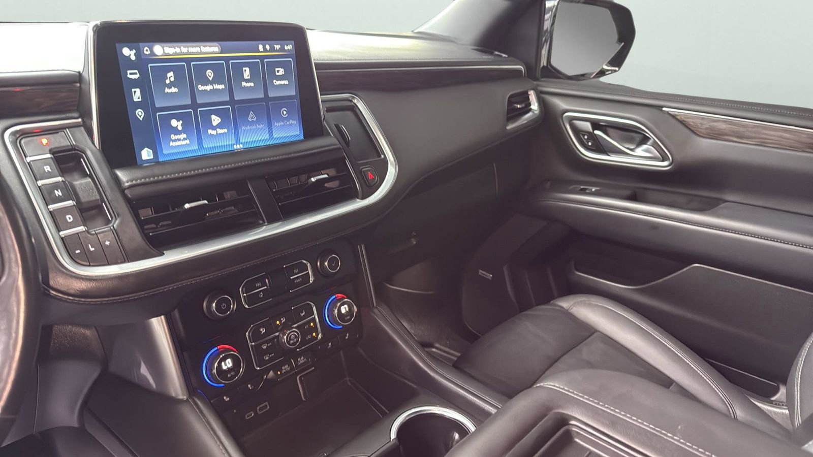 Used 2022 Chevrolet Tahoe Z71 w/ Z71 Off-Road Package image 20