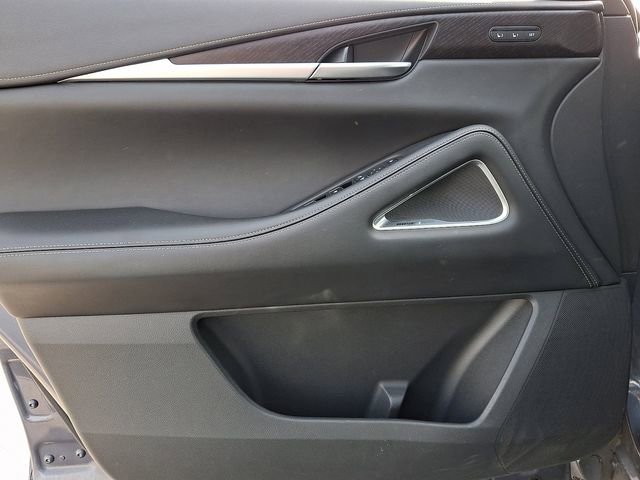 Used 2022 INFINITI QX60 Sensory w/ Vision Package AWD/4WD image 14