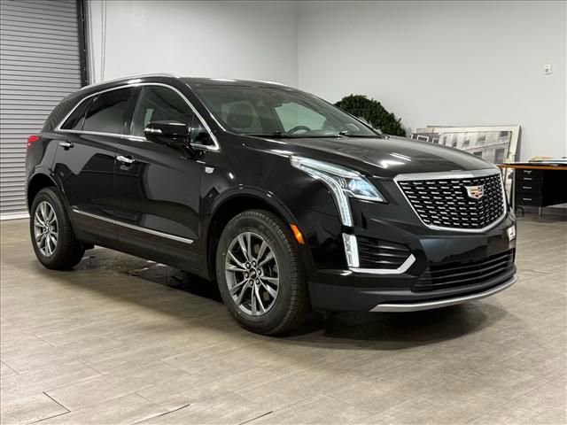 Used 2023 Cadillac XT5 Premium Luxury AWD/4WD image 2