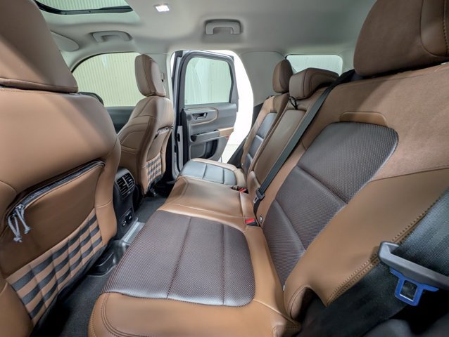 Certified 2024 Ford Bronco Sport Badlands w/ Premium Package AWD/4WD image 15