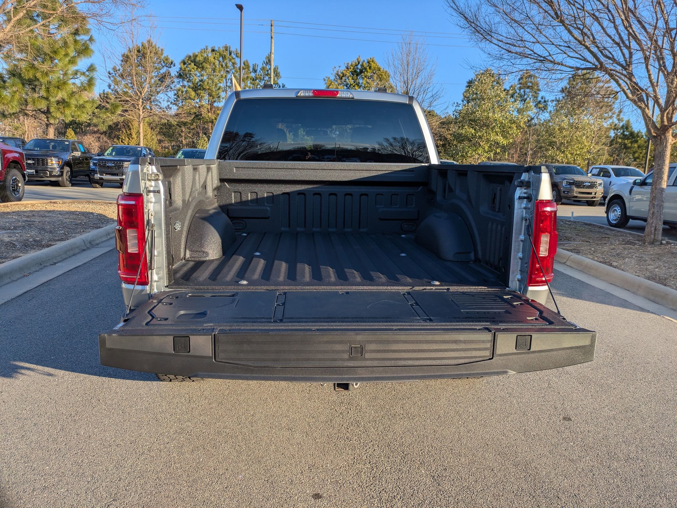 Certified 2022 Ford F150 XLT w/ Equipment Group 302A High image 39