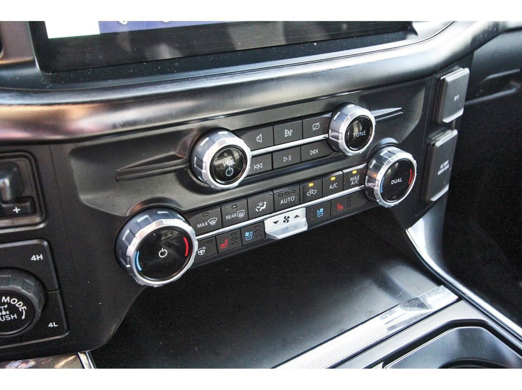 Certified 2022 Ford F150 Lariat w/ Equipment Group 502A High image 21