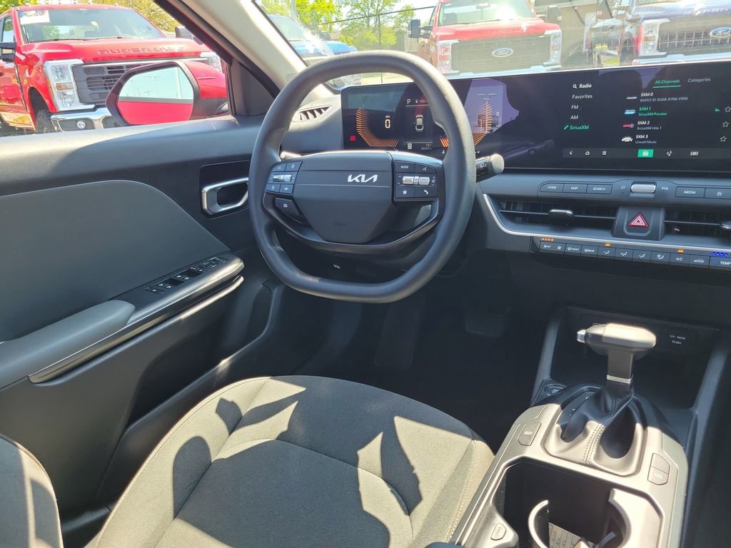 Used 2025 Kia K4 FWD image 13