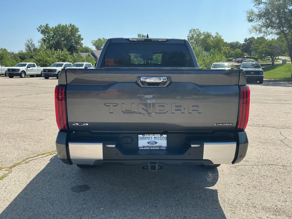 Used 2025 Toyota Tundra Limited AWD/4WD image 4