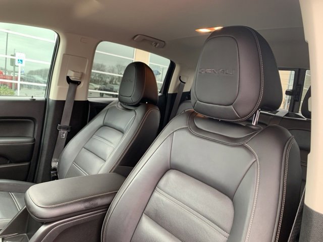 Used 2018 GMC Canyon Denali image 11