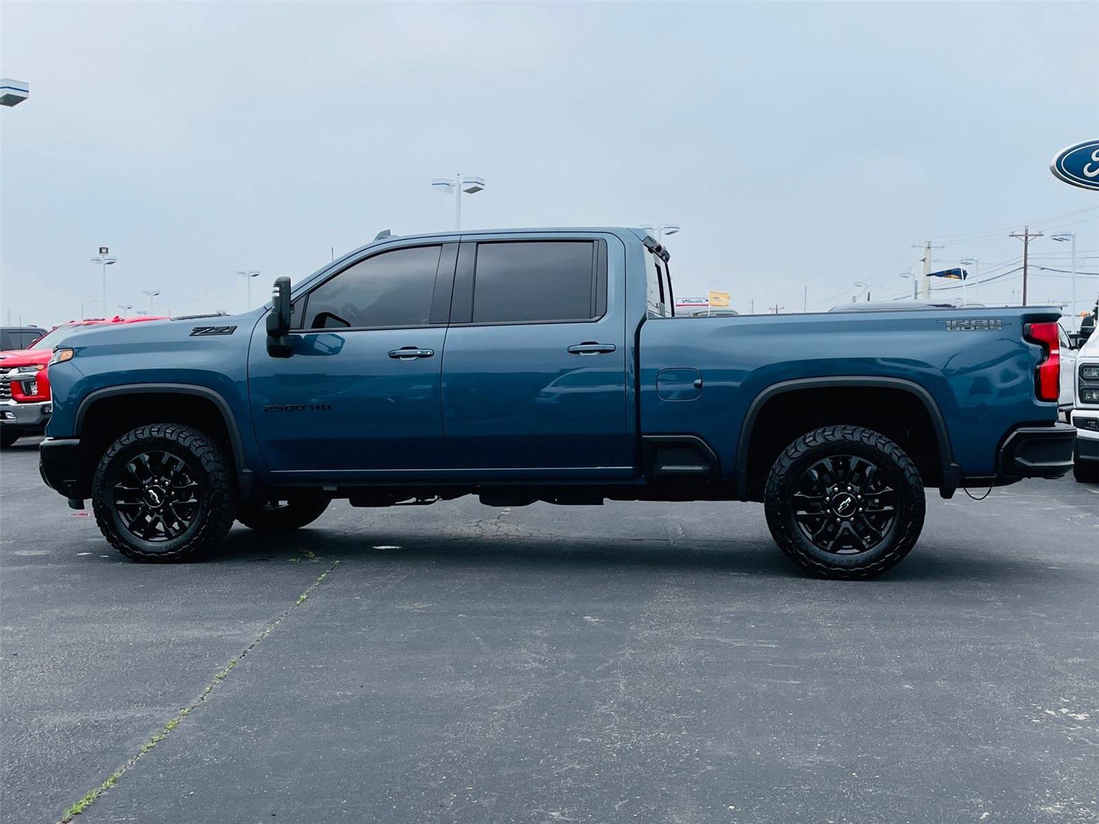 Used 2025 Chevrolet Silverado 2500 LTZ w/ Trail Boss Package AWD/4WD image 6