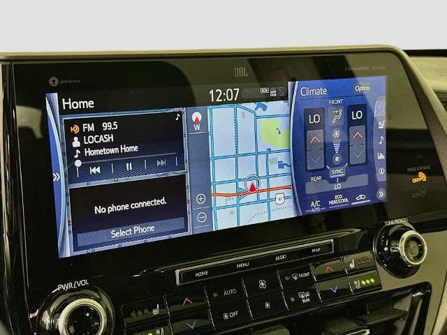 Used 2021 Toyota Highlander Limited FWD image 17