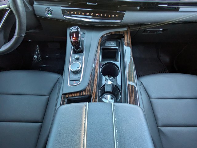 Used 2023 Cadillac Escalade Luxury AWD/4WD image 21