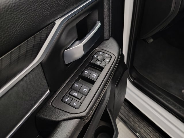 Used 2025 RAM 2500 Big Horn AWD/4WD image 23